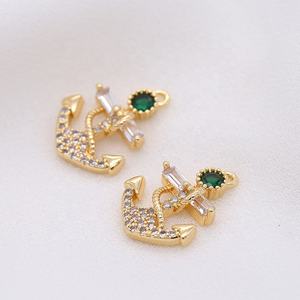 Латунь 14k позолоченное модное ожерелье кулон Лодка Якорь зеленый циркон ювелирные изделия подвески - Product Image 1