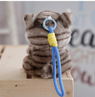 Porte-clés en peluche chat tigré Kawaii avec poisson, breloque mignonne, jouet en peluche chaton, pendentif de sac, accessoires de poupée, porte-clés en fourrure