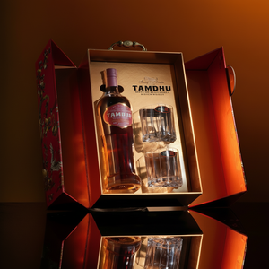 Boîtes cadeaux en papier recyclable de luxe personnalisées boîte cadeau pliable de qualité supérieure fournisseur en gros impression personnalisée matériaux écologiques - Product Image 1