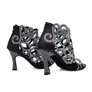 Nuevo Modelo Profesional <span class=keywords><strong>de</strong></span> Zapatos <span class=keywords><strong>de</strong></span> <span class=keywords><strong>Baile</strong></span> Latinos <span class=keywords><strong>de</strong></span> Tacón Cubano <span class=keywords><strong>de</strong></span> 9.0CM para Mujer, Parte Superior <span class=keywords><strong>de</strong></span> Satén, Suela <span class=keywords><strong>de</strong></span> Gamuza, Cuero, para <span class=keywords><strong>Baile</strong></span> en Interiores - Product Image 1
