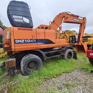 รถขุดไฮดรอลิกแบบล้อ Doosan DH210W-7 มือสอง ใช้งานได้อย่างมีประสิทธิภาพ บุ้งกี๋ขนาด 1.2 เมตร น้ำหนักใช้งาน 21 ตัน เครื่องยนต์ 110 กิโลวัตต์ เกียร์ PLC - Product Image 5