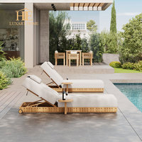 Chaise longue de jardin en teck massif pour piscine, mobilier d'extérieur en bois pour villa, lit de soleil en forme de chaise longue en bois pour le loisir