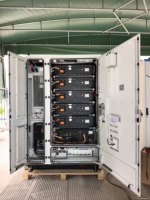 Batteria di accumulo energetico Inedge Power AC 105kW 208kWh/125kW 261kWh BESS BMS EMS raffreddata a liquido, sistema solare all-in-one per C&I