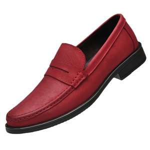 Nuove Scarpe Casual in Pelle Rosso Brillante da Uomo per l'Autunno, Traspiranti, Slip-On, Punta Rotonda, Calde e alla Moda - Product Image 5