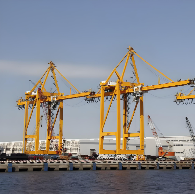 Корабль на берег, козловой причальный кран, портовый причал, морские краны, 45 тонн 50 тонн 80 тонн