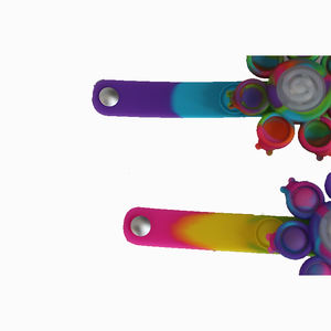 Offre Spéciale bracelets <span class=keywords><strong>anti</strong></span>-stress Led en silicone illuminent les jouets de poulpe pop push pop fidget spinner bracelets avec led pour les enfants - Product Image 3