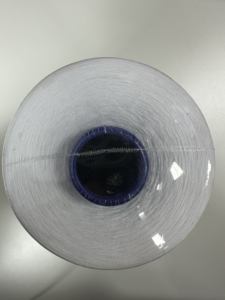 Fil de polyester 60/2 de 30 000 yards |   Cône géant avec noyau en plastique bleu de 6 pouces |   Couture ultra-longue durée pour une production massive - Product Image 3
