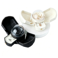 Boîte à bijoux rigide OEMODM, boîte cadeau personnalisée pour fleurs préservées, boîte d'emballage rotative pour ensemble cadeau bague et boucles d'oreilles