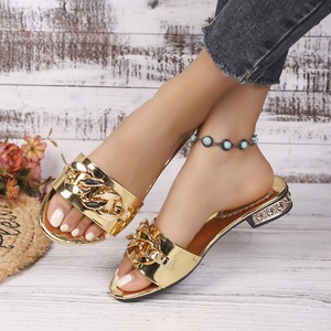 Sandalias con cadena metálica para mujer, tacón bajo, punta abierta, calzado para fiesta de verano - Product Image 2