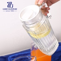 Pichet à eau en verre de 1,8 l avec poignée et couvercle en PP pour jus, limonade, pichet à eau en verre