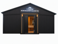 Maison conteneur extensible à structure en acier 20 pieds, fenêtres à grille anthracite, toit à pignon, porche couvert, clé en main pour village de glamping