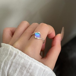 Anillo de Plata de Ley S925 con Piedra Lunar Yinruitai para Mujer, Diseño Geométrico para el Dedo Índice, Joyería Fina para Uso Diario - Product Image 1