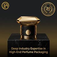 Capuchon de parfum octogonal en zamac à texture gaufrée, anti-effraction, avec dessus doré antique et base à coupe brillante pour bouteilles de vin, logo personnalisé, OEM non inclus