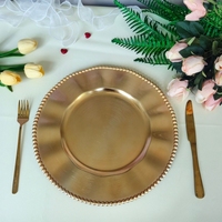 Assiettes de présentation rondes festonnées en plastique PP de 13 pouces, dorées et argentées, de luxe, durables et écologiques, pour la décoration de mariages et de fêtes