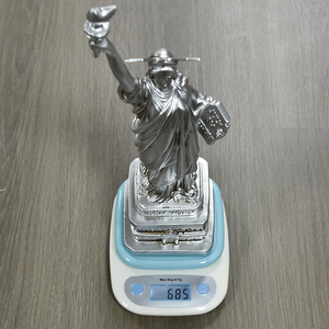 <span class=keywords><strong>Estatua</strong></span> <span class=keywords><strong>de</strong></span> <span class=keywords><strong>la</strong></span> <span class=keywords><strong>libertad</strong></span> americana, venta al por mayor, oro, plata, alta calidad, decoración <span class=keywords><strong>de</strong></span> escritorio para el hogar, accesorio, decoración <span class=keywords><strong>de</strong></span> muebles, escultura <span class=keywords><strong>de</strong></span> resina - Product Image 2