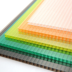 Feuilles de <span class=keywords><strong>polycarbonate</strong></span> PC Feuilles creuses Panneaux en nid d'abeille à plaques solaires multi-parois - Product Image 1