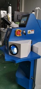 Machine de soudage laser pour bijoux en or 200W 300W, équipement d'atelier de bijouterie de haute qualité pour la réparation d'anneaux en or et en acier inoxydable - Product Image 4