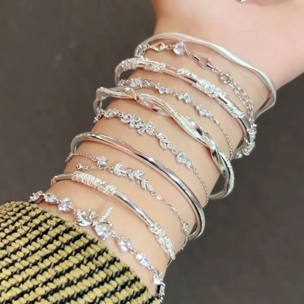 เครื่องประดับเงินแฟชั่น