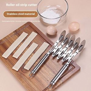 Cuchillo Cortador de Masa de Acero Inoxidable con Múltiples Ruedas al por Mayor de Fábrica, Cuchillo para Pizza, Cuchillo para Repostería Danesa, Cuchillo para Panqueques de Cocina - Product Image 4