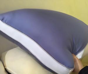 Coussin d'<span class=keywords><strong>oreiller</strong></span> ultra-doux et moelleux effet nuage, garnissage en coton soyeux 0.9D avec housse en nylon et élasthanne, pour un sommeil profond - Product Image 1