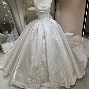 Dw0227 Stunning Strapless Ruched Mirror Satin <b>Silver</b> Vine Applique Modern Beaded Floor-Length Mermaid/Trumpet <b>Wedding</b> <b>Dress</b> - Product Image 1
