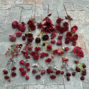 LO-592 Nouvelles roses et lys en soie rouges chinoises faites à la main, fleurs artificielles pour la Saint-Valentin, accessoires de photographie, décoration intérieure - Product Image 3