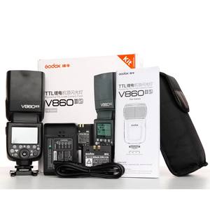 Flash de Studio Speedlite Godox <span class=keywords><strong>V860II</strong></span> S/<span class=keywords><strong>C</strong></span>/N TTL pour Appareil Photo avec Batterie Li-ion Intégrée - Product Image 1