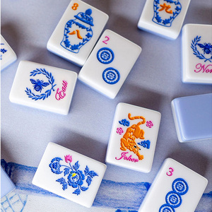 US Mah Jongg Set Modern Luxury Clear Acrylic Blue and White Porcelain Mahjong Tile Portable Design For <b>Entertainment</b> Use - Product Image 4