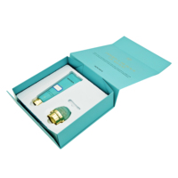 Boîte cadeau magnétique personnalisée de couleur turquoise, style livre, avec plateau découpé et impression dorée pour l'emballage de cosmétiques, fabricant