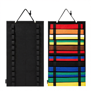 Ceintures de karaté de qualité professionnelle 100% coton légères et confortables avec logo frontal pour débutants et experts - Product Image 1