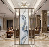 Cloison décorative personnalisée en verre cannelé imprimé style Art déco moderne, avec cadre en acier inoxydable, pour hôtel et salon de thé