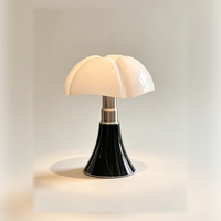 Lampe de table à abat-jour festonné en forme de fleur, lampe de chevet vintage en métal pour chambre à coucher, bureau, salon, hôtel, intérieur