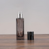Flacon vaporisateur de parfum unique 30 ml en verre haut de gamme, format voyage, distributeur d'échantillons de parfum vide exquis, forme carrée allongée
