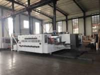 Mesin Cetak Flexografi Otomatis Baru dengan Auto Slotting Die-Cutting Stacker 4-Warna 200 Pcs/Menit Kontrol Android/iOS untuk Karton