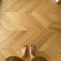 Revêtement de sol hybride en vinyle PVC imperméable pour salle de bain, imitation parquet chevron en chêne écologique pour intérieur