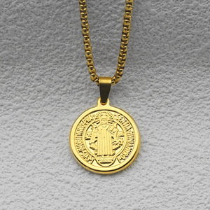 Collar Novirassine con Colgante de Cruz Ortodoxa y Medalla de San Benito, Chapado en Oro de 18K, Cadena de Acero Inoxidable, para Fiestas, Moda Elegante - Product Image 1