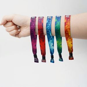 Bracelet personnalisé en polyester écologique de haute qualité avec impression de logo pour événements d'entreprise - Product Image 1