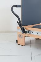Lit de Pilates Reformer Professionnel en Gros pour Studio et Usage Domestique, en Bois d'Érable, Réglable, Haute Qualité