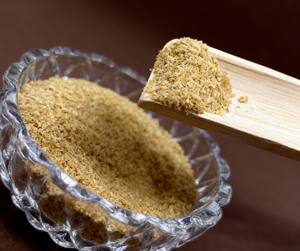 Cloruro de Colina 60 Corn Cob CC60CC75 <span class=keywords><strong>para</strong></span> Promover la Vitamina <span class=keywords><strong>B</strong></span> en Animales, Aves de Corral y Ganado - Product Image 1