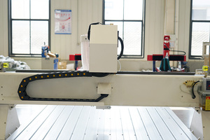 Routeur CNC à tête unique 3 axes 1325 pour acrylique 4x8ft, machine de gravure et de fraisage du bois - Product Image 5