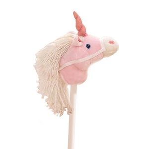 Caballo de Juguete de Peluche para Niños, Palo de Montar Unicornio, Palo de Caballo de Juguete con Regalos, ¡Gran Venta! - Product Image 1