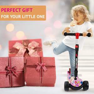 Trottinette pour enfants moderne en plastique pliable et réglable en hauteur, âges 3-12, <span class=keywords><strong>carrosserie</strong></span> graffiti, plateau extra large antidérapant en PU, éclairage - Product Image 6