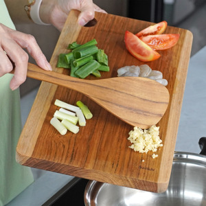 Tabla de Cortar de Madera de Teca Ecológica Natural OEM, Segura para Alimentos, Sin Pintura, Halal, Personalizada, de una Sola Pieza - Product Image 3