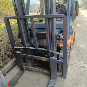 Chariot élévateur Toytaa d'occasion 3ton, japon, original, 8F 7F - Product Image 4