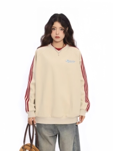 <span class=keywords><strong>Sweat</strong></span>-shirt unisexe rétro confortable à manches longues et col en V, style classique, avec broderie du logo et tricot imprimé rayé - Product Image 1