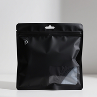 Sac d'emballage refermable givré imperméable de haute qualité avec fenêtre pour chaussettes, sous-vêtements et vêtements