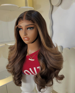 Peluca frontal de encaje HD de cabello <span class=keywords><strong>humano</strong></span> premium con reflejos marrón chocolate ondulados largos de alta calidad, con raya multidireccional <span class=keywords><strong>y</strong></span> efecto de adelgazamiento - Product Image 3