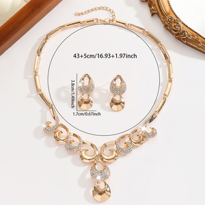 Conjunto de collar y pendientes de cadena de aleación con diseño de onda hueca y diamantes exagerados, estilo europeo y americano, para novia, boda, para mujer - Product Image 4