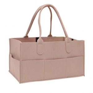 Panier de rangement promotionnel carré pliable en feutre polyester écologique personnalisé avec poignée pour l'organisation du linge et les cadeaux de bienvenue - Product Image 1