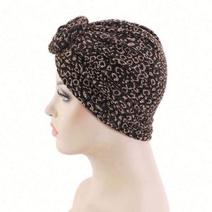 Gorro Turbante Unisex con Nudo Trenzado al por Mayor en Stock - Diseño Liso Brillante 100% Poliéster Ajustable para Viajes, Playa y Uso Diario - Product Image 6